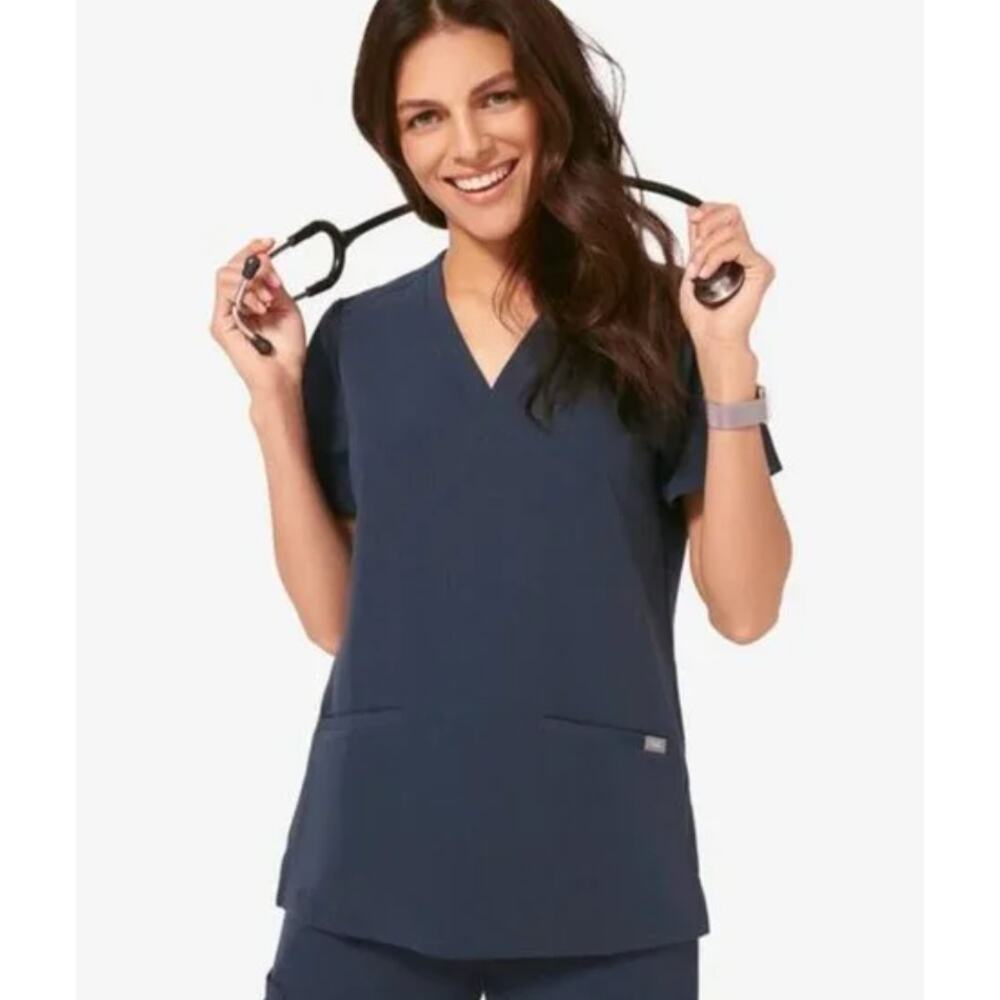 Figs Gray Casma Pocket‎ Scrub Top